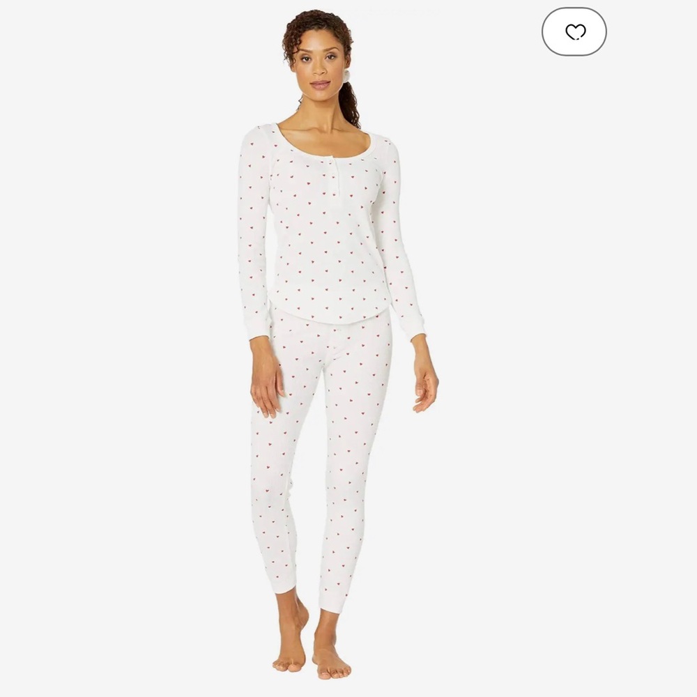 PJ SET + MATCHING SCRUNCHIE